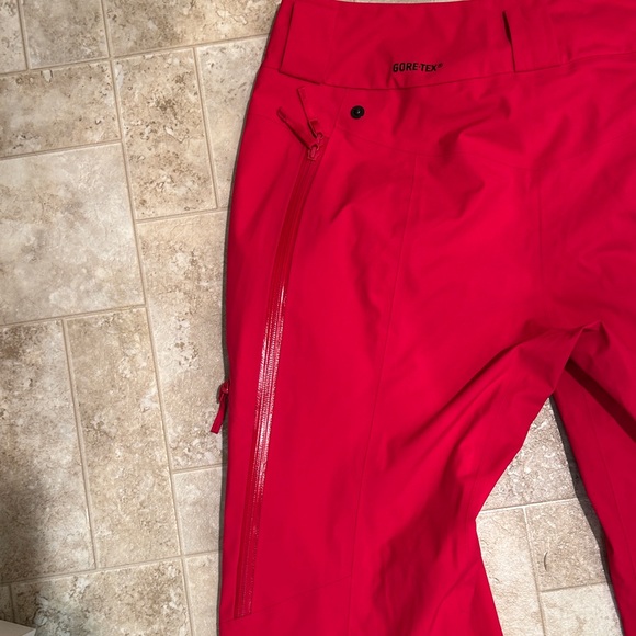 Arc'teryx Crimson Gore-Tex Snow Pants - Picture 8 of 12